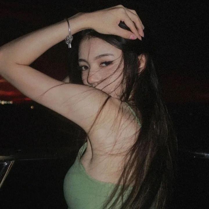 胶轮友艳福